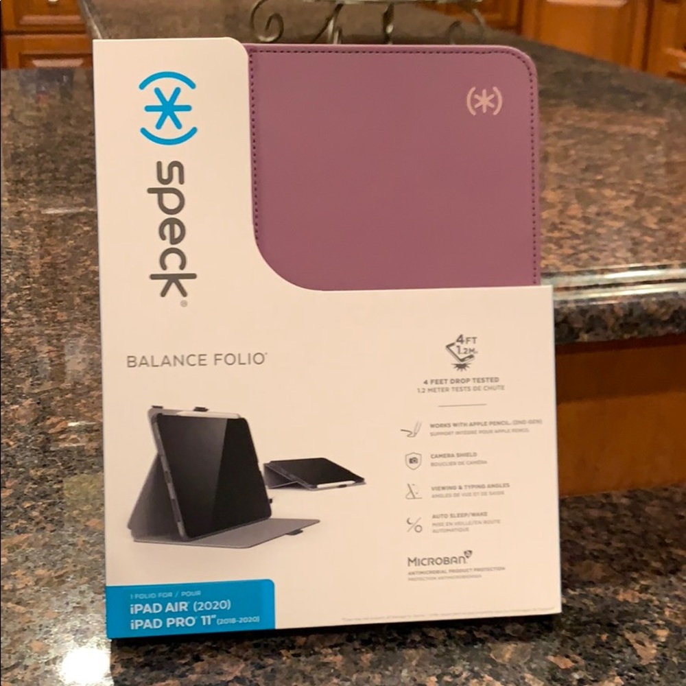 iPad Air 2020/ iPad Pro 11 in Balance Folio Speck